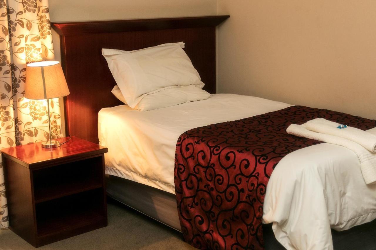 Mondior Manor Guest House Kimberley Luaran gambar